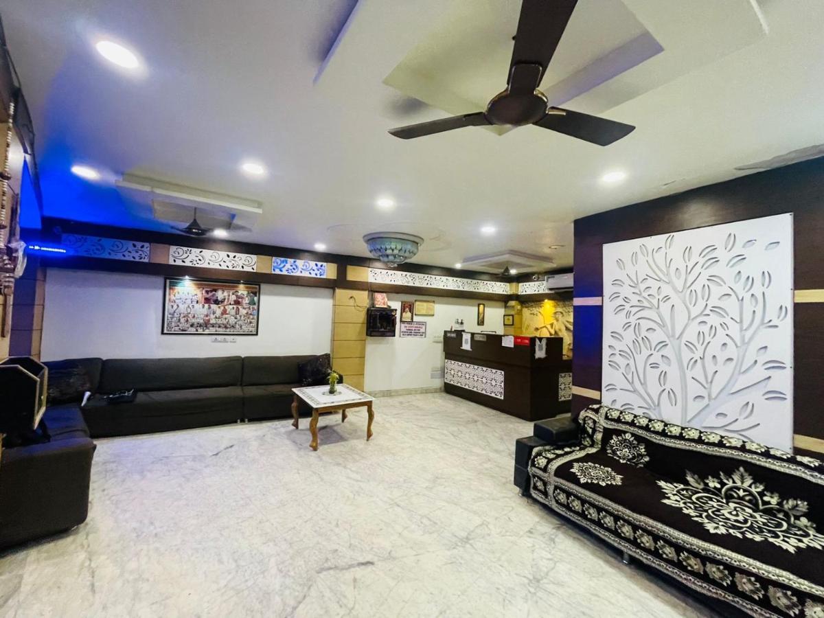 Blue Rose International, Family Hotel 阿格拉 外观 照片