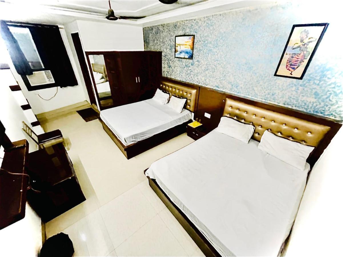 Blue Rose International, Family Hotel 阿格拉 外观 照片